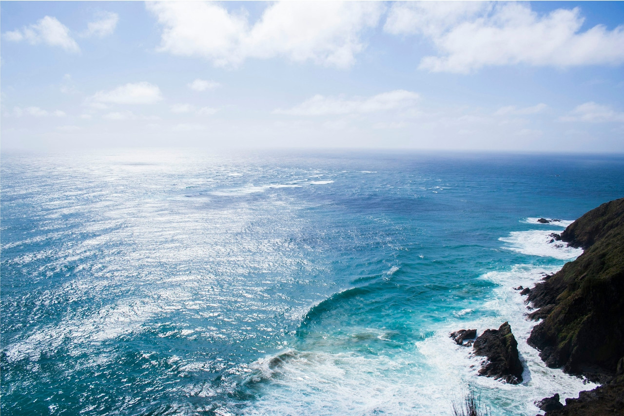 aerial photo body of water, Standard