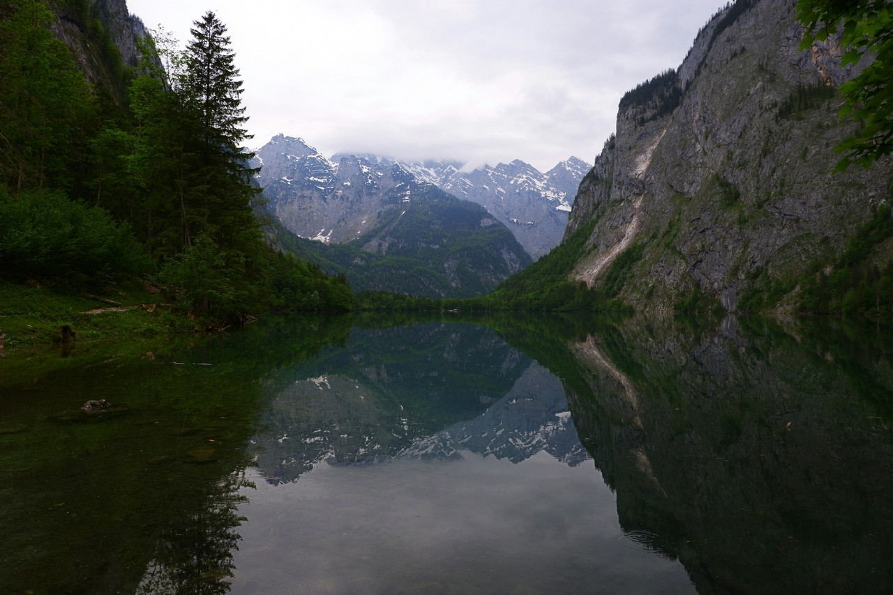 body of water between rocky cliffs, Ultra