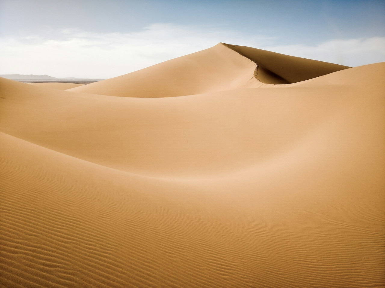 brown sand under blue sky during daytime, Ultra